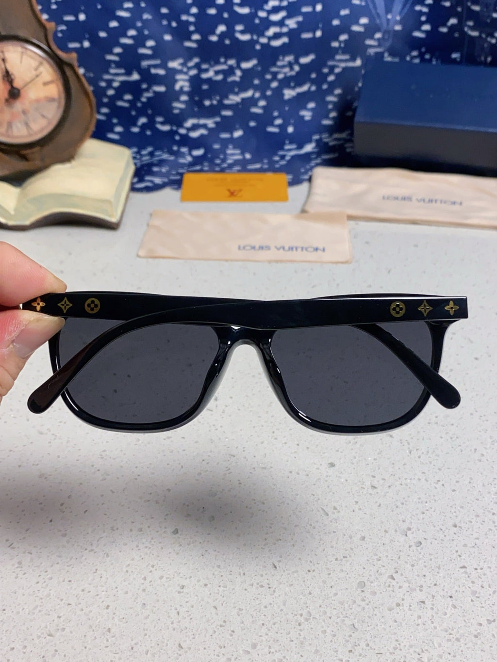 LOUIS VUITTON CAT EYE SUNGLASSES 571652 IN BLACK ACETATE