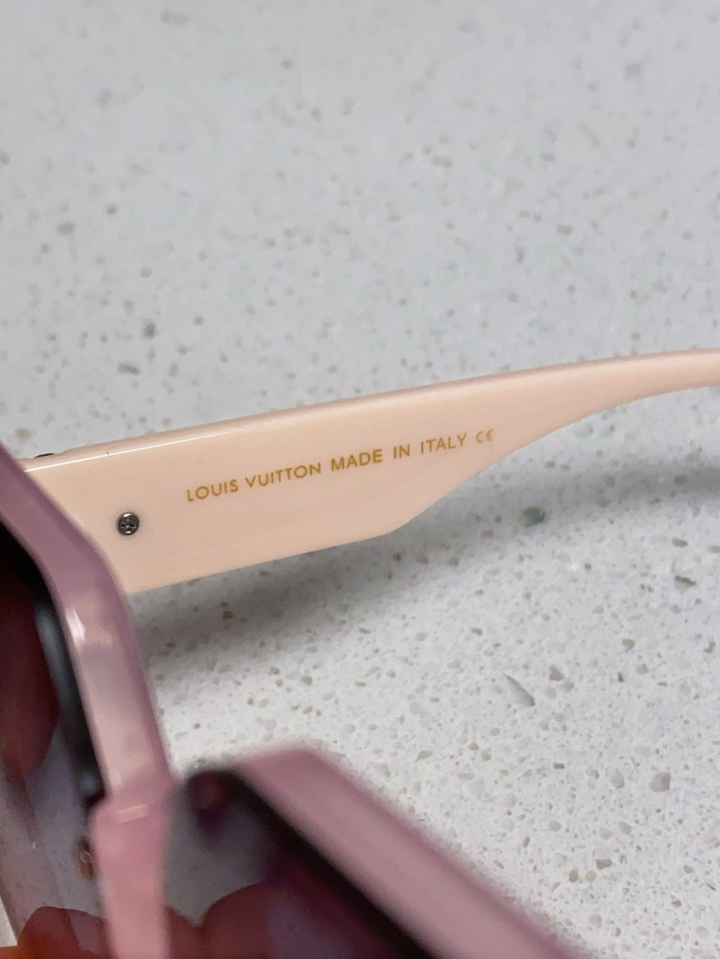 LOUIS VUITTON SQUARE SUNGLASSES 571653 IN PINK CLEAR ACETATE