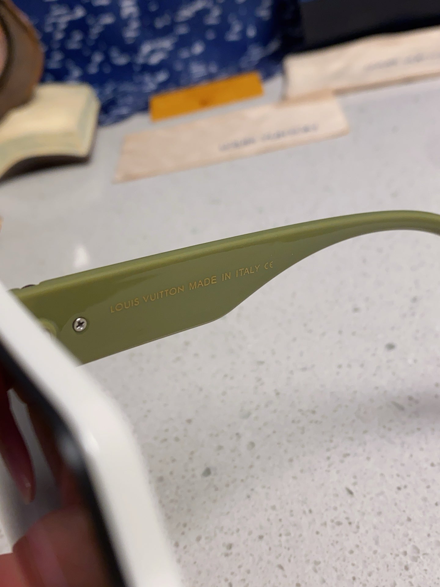LOUIS VUITTON SQUARE SUNGLASSES 571656 IN GREEN ACETATE GREY SMOKE LENS