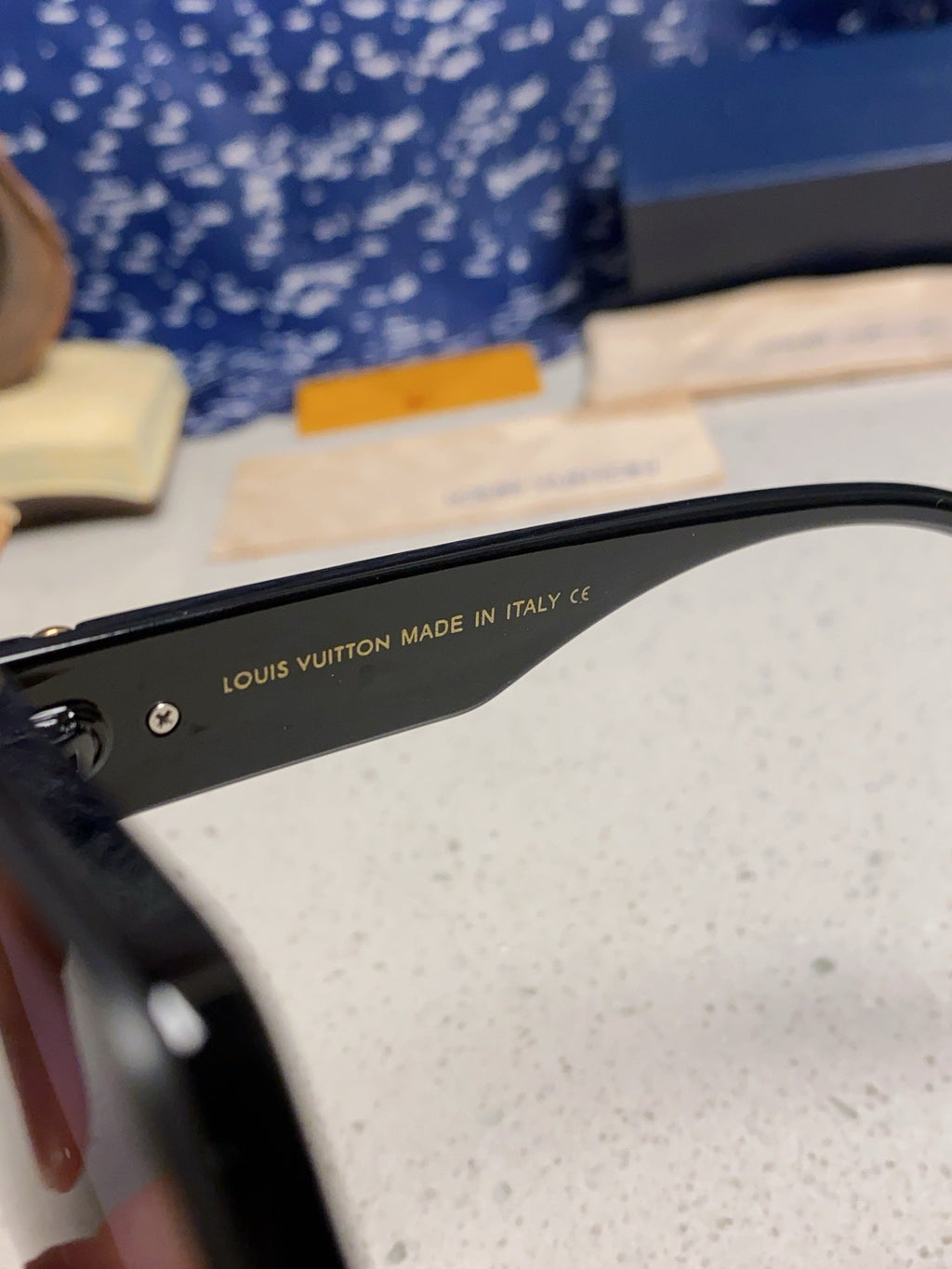 LOUIS VUITTON SQUARE SUNGLASSES 571657 IN BLACK ACETATE