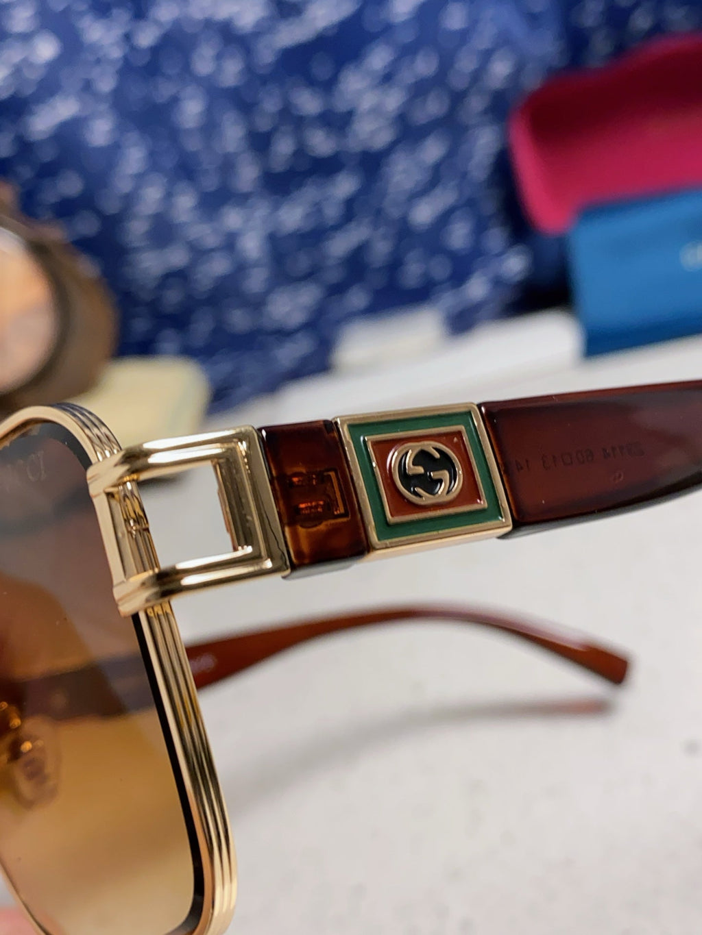 GUCCI SQUARE FRAME SUNGLASSES 576906 IN METAL