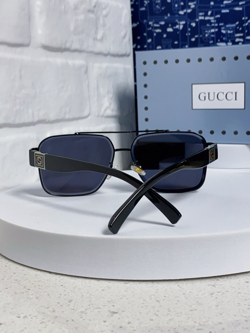 GUCCI SQUARE FRAME SUNGLASSES 576906 IN METAL