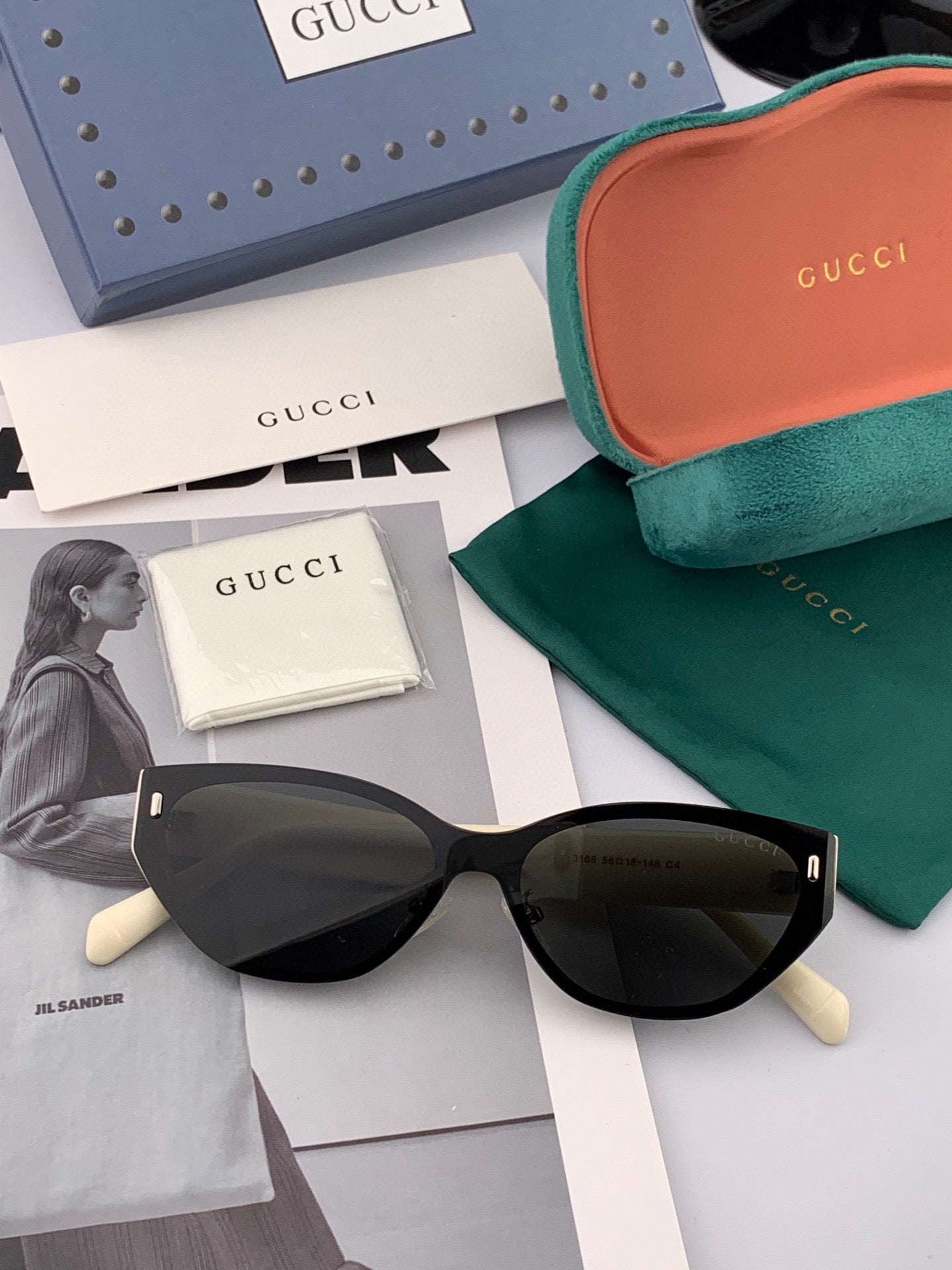 GUCCI CAT EYE FRAME SUNGLASSES G8316 IN ACETATE