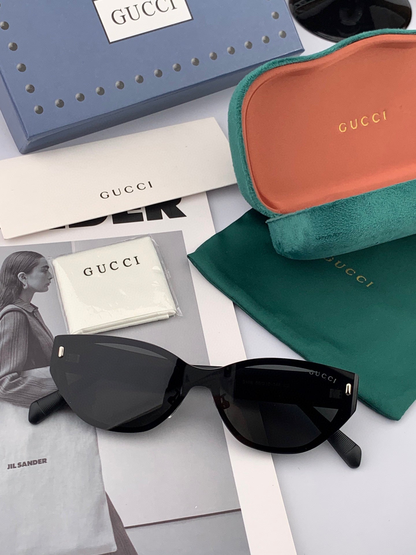 GUCCI CAT EYE FRAME SUNGLASSES G8316 IN ACETATE