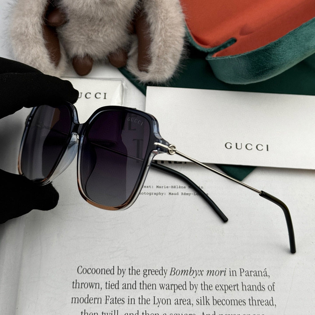 GUCCI SQUARE FRAME SUNGLASSES G9747 IN ACETATE AND METAL